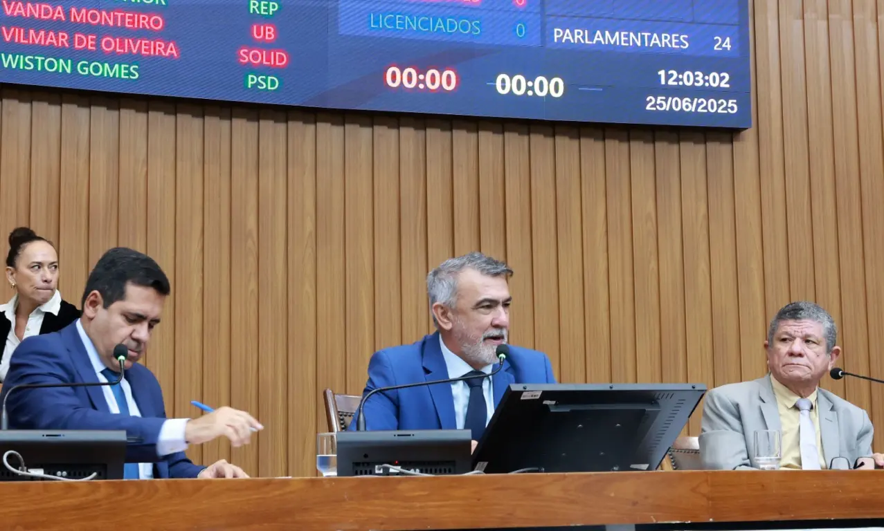 Deputados vão mudar regra de convocação de suplente em caso de tratamento de saúde do titular Deputados vão mudar regra de convocação de suplente em caso de tratamento de saúde do titular