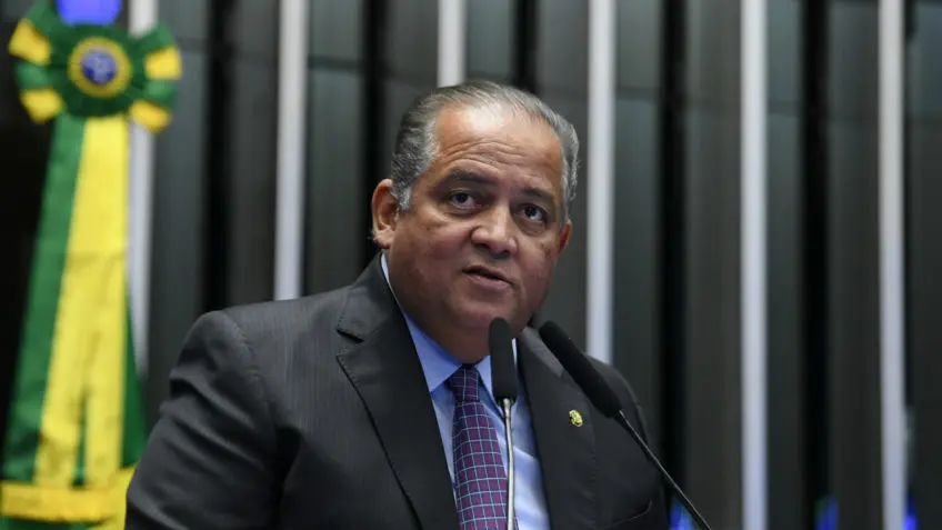 Plenário do Senado Federal durante sessão deliberativa ordinária. Na ordem do dia, o PL 3.519/2019, que altera a Lei nº 13.105, de 16 de março de 2015 (Código de Processo Civil), a fim de dispor sobre a competência dos juizados especiais cíveis para o processamento e o julgamento das causas previstas no inciso II do art. 275 da Lei nº 5.869, de 11 de janeiro de 1973. À tribuna, em discurso, senador Eduardo Gomes (PL-TO). Foto: Marcos Oliveira/Agência Senado Plenário do Senado Federal durante sessão deliberativa ordinária. Na ordem do dia, o PL 3.519/2019, que altera a Lei nº 13.105, de 16 de março de 2015 (Código de Processo Civil), a fim de dispor sobre a competência dos juizados especiais cíveis para o processamento e o julgamento das causas previstas no inciso II do art. 275 da Lei nº 5.869, de 11 de janeiro de 1973. À tribuna, em discurso, senador Eduardo Gomes (PL-TO). Foto: Marcos Oliveira/Agência Senado