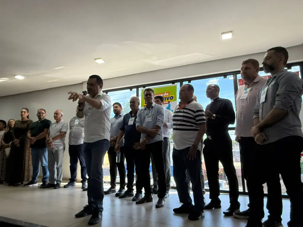 Wanderlei prestigia vereadores em DNO, relembra início da carreira e leva mensagem de incentivo a categoria: “continuem nessa integração e amizade”