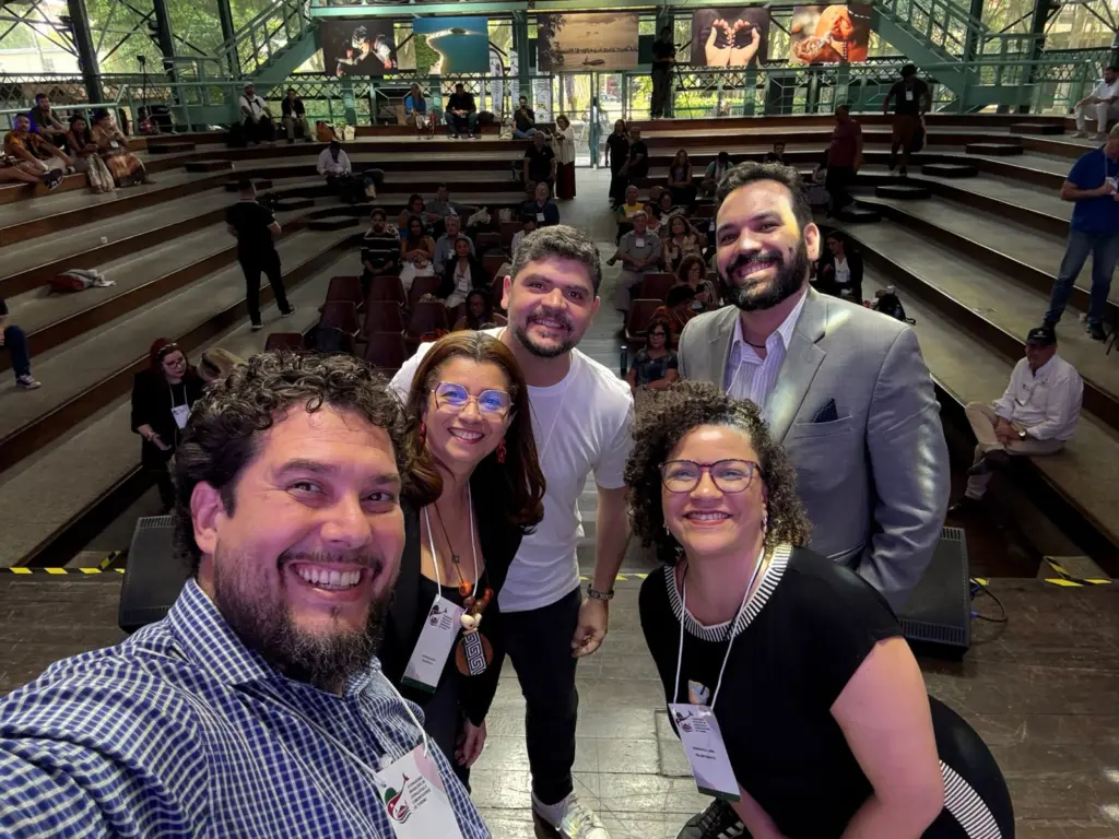 Comunicação, Integração e Sustentabilidade: o papel estratégico da informação no turismo Comunicação, Integração e Sustentabilidade: o papel estratégico da informação no turismo