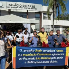 Agentes de Saúde de Caseara recebem seis motocicletas adquiridas com apoio do deputado Léo Barbosa