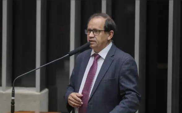 Sobras eleitorais: PL garante que há segurança na vaga de Eli Borges que rebate Célio Moura: “conversa fiada”