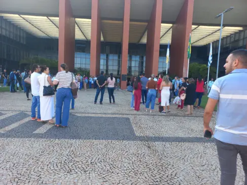 Susto na Aleto! 2º andar do prédio tem princípio de incêndio causado por ar-condicionado e providências são tomadas