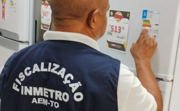 Equipe técnica da área de qualidade fiscaliza empresas para verificar se os produtos têm o Selo Inmetro - Foto: Brenda Ramos/Governo do Tocantins