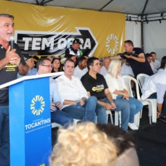 Amélio afirma que governo resgata dignidade do povo e diz a Wanderlei: “quero continuar sendo seu aluno, governador”