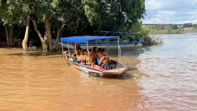 Governo do Tocantins renova convênio dos barqueiros em Aguiarnópolis - Foto: Governo do Tocantins