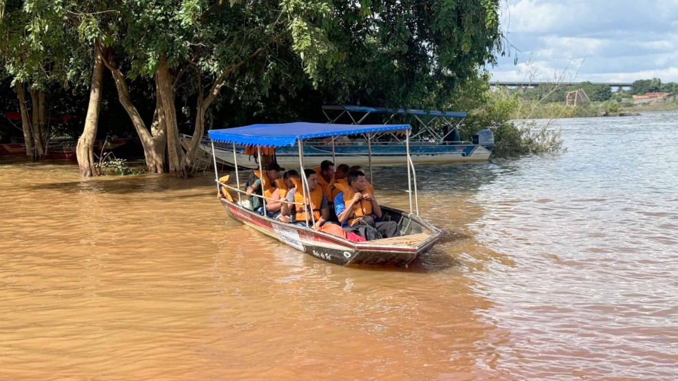 Governo do Tocantins renova convênio dos barqueiros em Aguiarnópolis - Foto: Governo do Tocantins