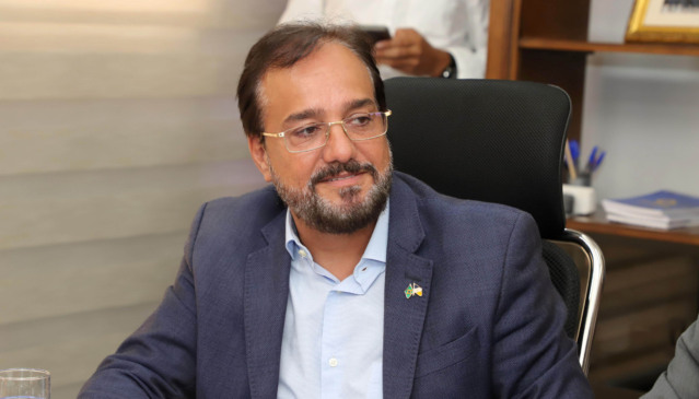 O secretário de Estado da Indústria, Comércio e Serviços, Carlos Humberto Lima, ressalta que as políticas de incentivo e ambiente favorável têm impulsionado o crescimento econômico e atraído novos moradores para o Tocantins - Foto: Governo do Tocantins 