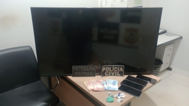 Televisão furtada e porções de entorpecentes apreendidas durante cumprimento de mandado em Gurupi - Dicom