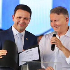 Maioria dos vereadores assina nota em apoio e solidariedade ao secretário Carlos Junior: “sempre demonstrou acessibilidade, colaboração e compromisso com o interesse público”