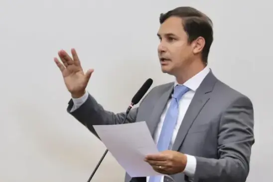 Velozo faz nova “dança das cadeiras” nos secretários que foram nomeados por Eduardo e agora tira até Soró e nomeia o irmão para o Planejamento 