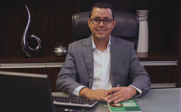 Eduardo Siqueira escala servidor efetivo Robson Vila Nova para comandar Educação de Palmas;Veja quem é e mais detalhes! 