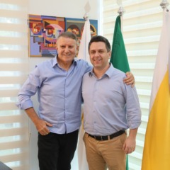 Eduardo Siqueira comemora retorno do aliado Tiago Dimas ao cargo: “voz firme, preparada e comprometida com o desenvolvimento do Estado e de Palmas”