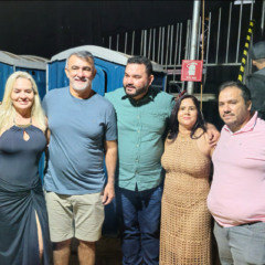 Amélio Cayres garante R$ 100 mil para estrutura da praia de São Salvador do TO e prestigia abertura da temporada