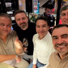 Em Lisboa, Wanderlei faz registro de jantar ao lado de Gomes e Marcos Pereira com política no cardápio