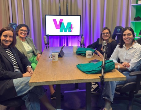 Claudia Lelis cumpre agenda em Brasília e participa do Podcast PV Mulher sobre os desafios e conquistas no Legislativo