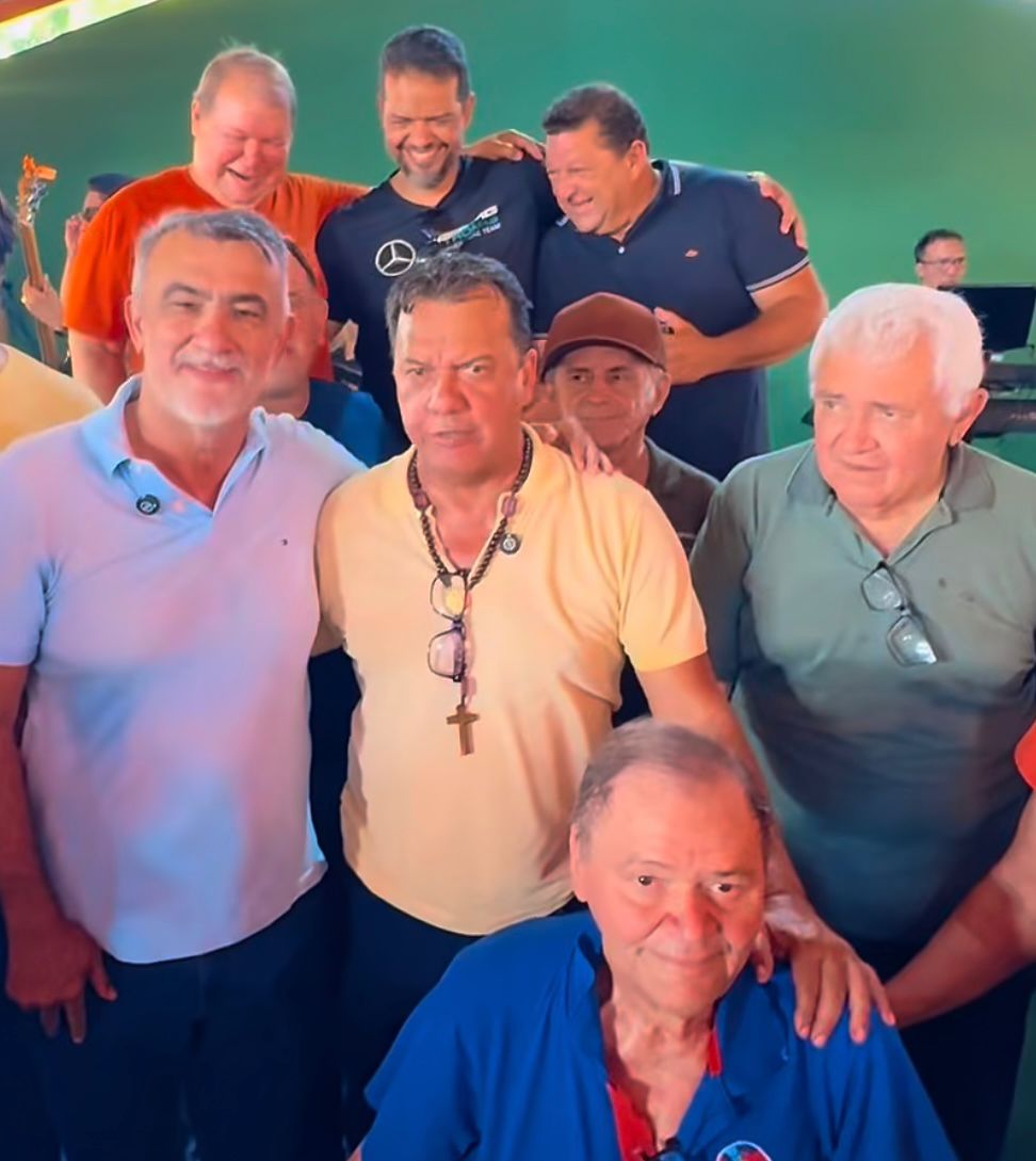 Fabion completa 66 anos prestigiado por políticos e acena a Amélio Cayres: “juntos para o que der e vier e tem todo nosso apoio”