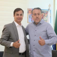 Pastor Carlos Velozo e o deputado Estadual Dr. Danilo Alencar - Foto: Edu Fortes
