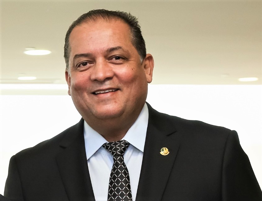 Eduardo Gomes viabiliza R$ 2,2 milhões em recursos extras para saúde de Dianópolis, Lagoa da Confusão e Pedro Afonso e mais de R$ 6 milhões para obras de infraestrutura Eduardo Gomes viabiliza R$ 2,2 milhões em recursos extras para saúde de Dianópolis, Lagoa da Confusão e Pedro Afonso e mais de R$ 6 milhões para obras de infraestrutura