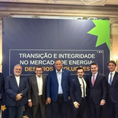 Vice-presidente do Senado Eduardo Gomes debate integridade e transição energética em evento internacional em Lisboa