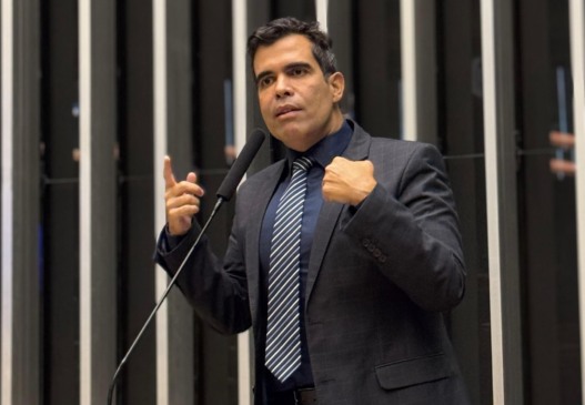 Banimento do Tigrinho da Lototins é comemorado por Ayres: “Coragem e responsabilidade”