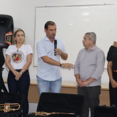 PORTO: Deputado cobra gestão Ronivon sobre uso de Castramóvel e diz que pode acionar órgãos; Prefeitura se explica