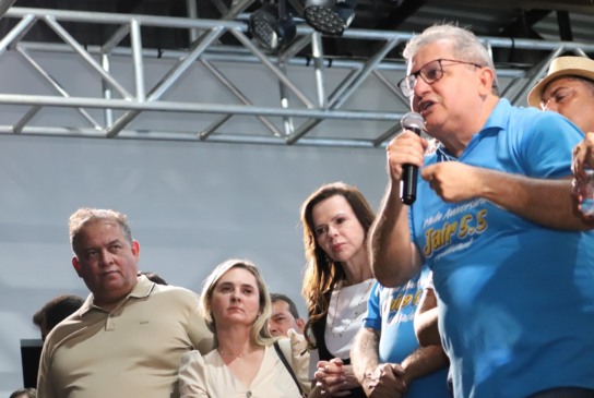 Jair Farias é aclamado pré candidato a federal por multidão em aniversário e aliados o cogitam como mais votado em 2026: “fazemos a política da conquista”