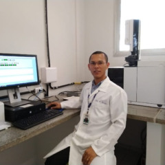 Professor da UFNT transforma experiência pessoal em pesquisa pioneira sobre tratamento de câncer em animais com plantas