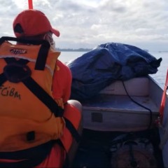Bombeiros fazendo buscas por corpo de jovem no Tocantins — Foto: Bombeiros/Divulgação