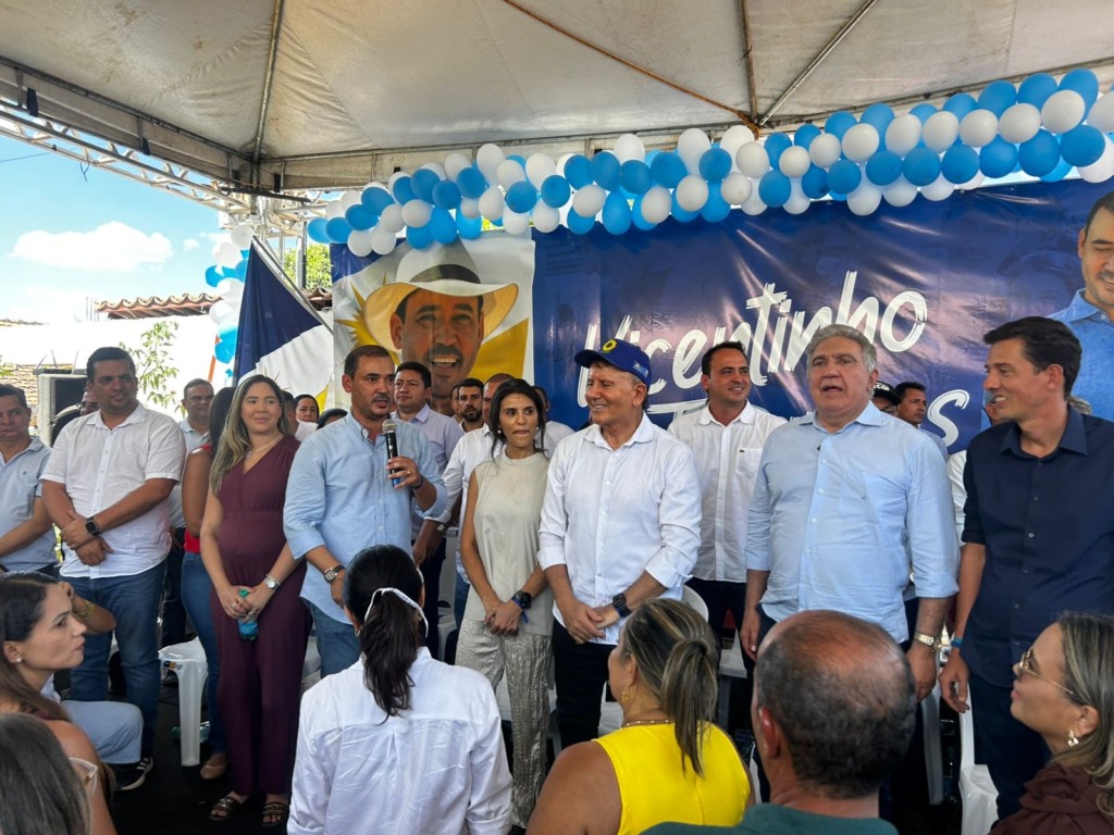 Vicentinho faz discurso otimista a prefeitos e aliados ao lançar pré candidatura ao Senado: “Não engano a minha gente nem a minha fé” Vicentinho faz discurso otimista a prefeitos e aliados ao lançar pré candidatura ao Senado: “Não engano a minha gente nem a minha fé”