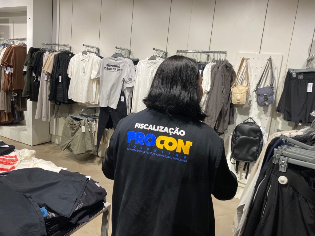 A maior variação de preço encontrada foi no cinto social, com diferença de 200,10% entre o menor valor, de R$ 19,99, e o maior, de R$ 59,99. Foto: Ascom Procon/Governo do Tocantins