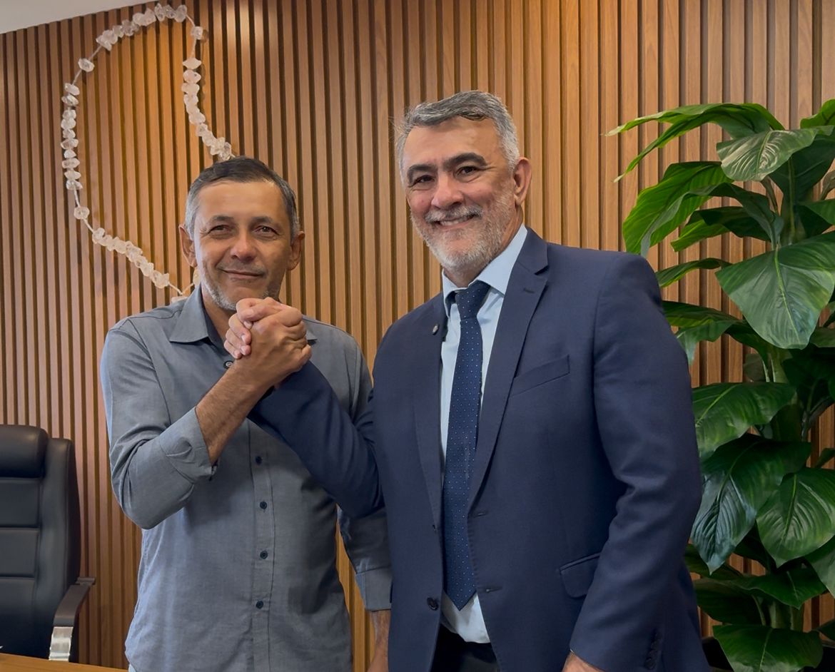 
Emenda atende ao pedido do prefeito Neto SOS para fortalecer a saúde no Município - Foto: Lwann Araújo/Divulgação