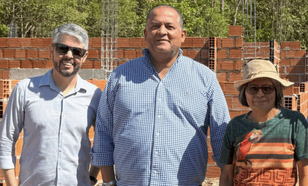 Eduardo Gomes visita obras da Fazenda da Esperança Feminina em Palmas