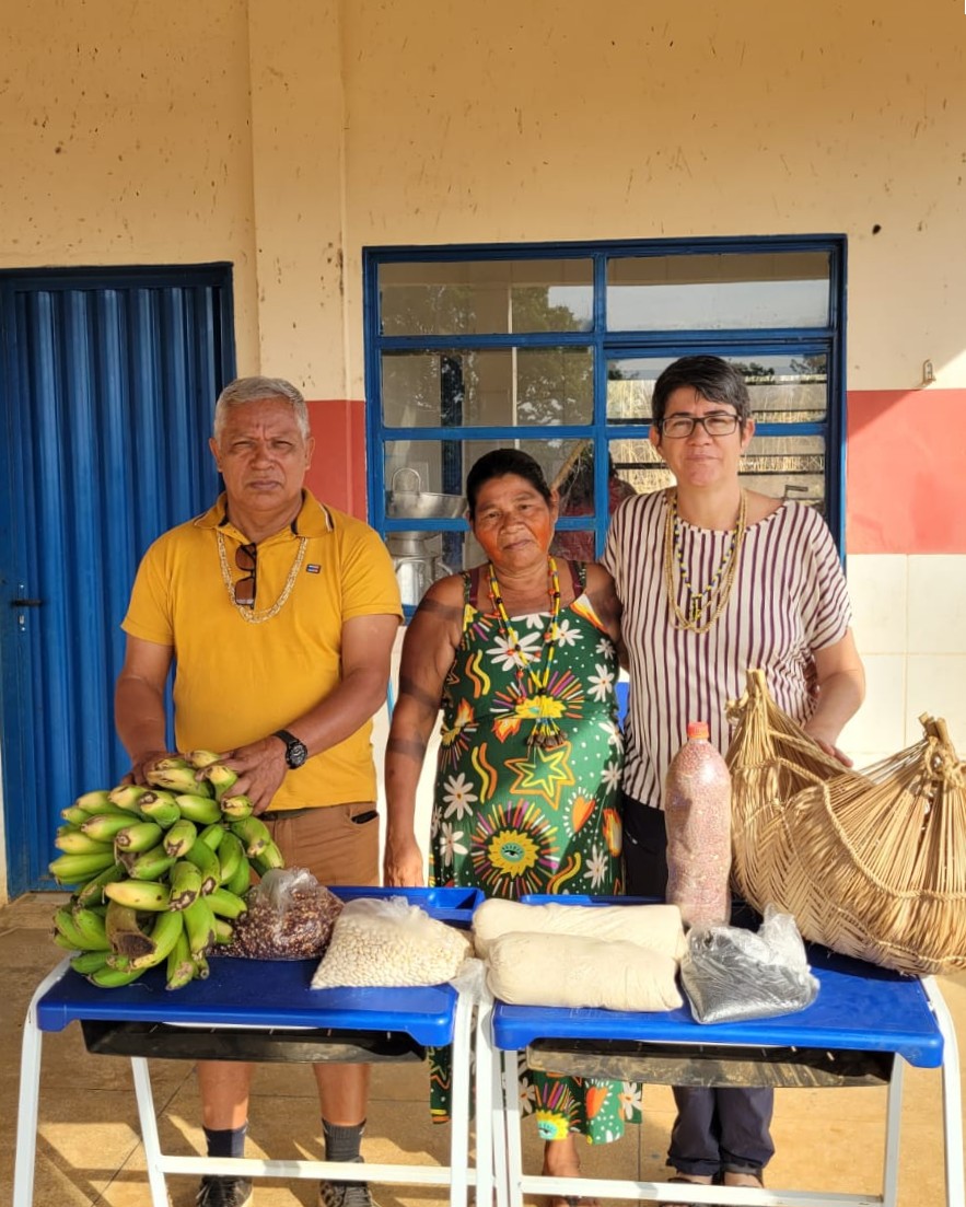 Volta às aulas: escolas recebem alimentos diretamente da produção indígena, da agricultura familiar e do agroextrativismo Volta às aulas: escolas recebem alimentos diretamente da produção indígena, da agricultura familiar e do agroextrativismo