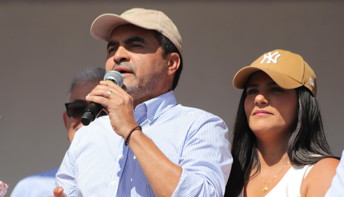 Ao lado de milhares de romeiros e da primeira-dama, o governador Wanderlei Barbosa celebrou a festividade, reforçando a importância da valorização cultural - Foto: Adilvan Nogueira Ao lado de milhares de romeiros e da primeira-dama, o governador Wanderlei Barbosa celebrou a festividade, reforçando a importância da valorização cultural - Foto: Adilvan Nogueira