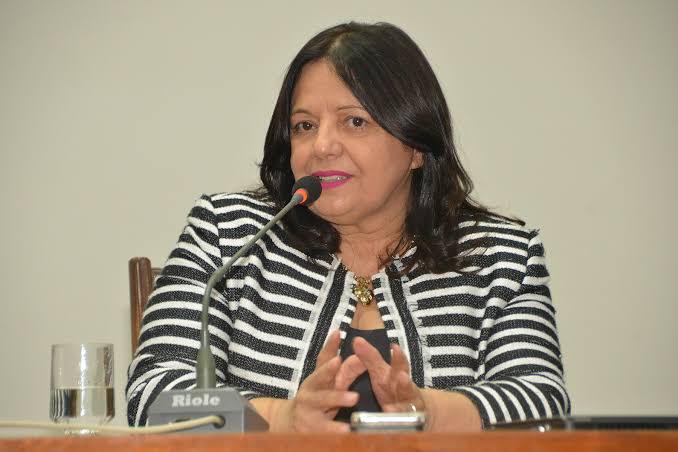 1º escalão do governo: Valderez é efetivada na Setas e Botelho vira secretário Extraordinário 1º escalão do governo: Valderez é efetivada na Setas e Botelho vira secretário Extraordinário