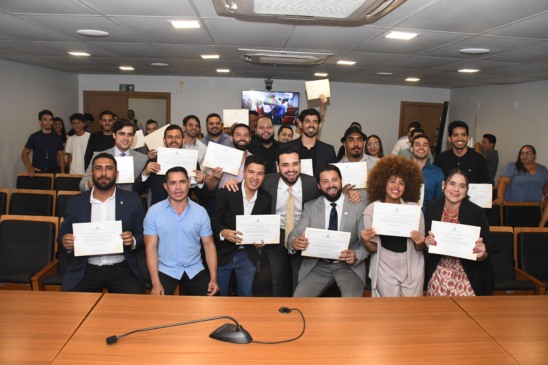 Marcos Júnior celebra Dia da Juventude e homenageia 45 jovens que inspiram Palmas