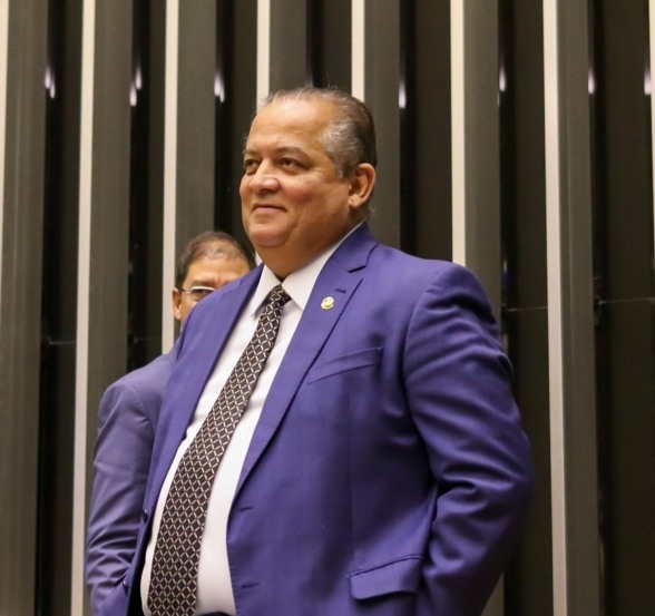 Ministério paga R$ 16 milhões destinados por Eduardo Gomes para a saúde de cerca de 40 municípios tocantinenses