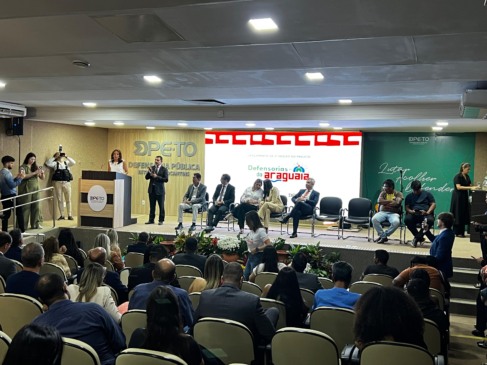 “No Tocantins nunca uma primeira-dama trabalhou tanto como você”, diz Gracinha Caiado sobre Karynne Sotero