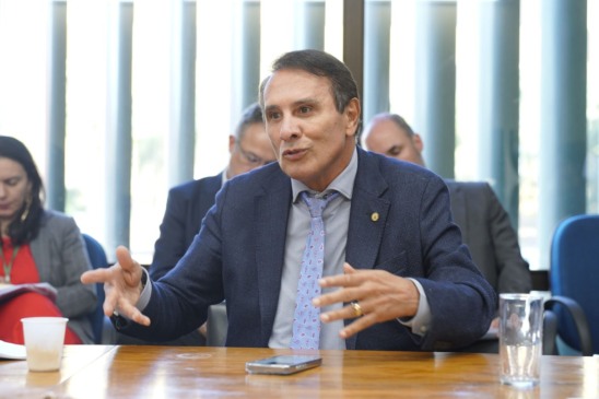 Projeto de Gaguim propõe atendimento prioritário para crianças vítimas de agressão