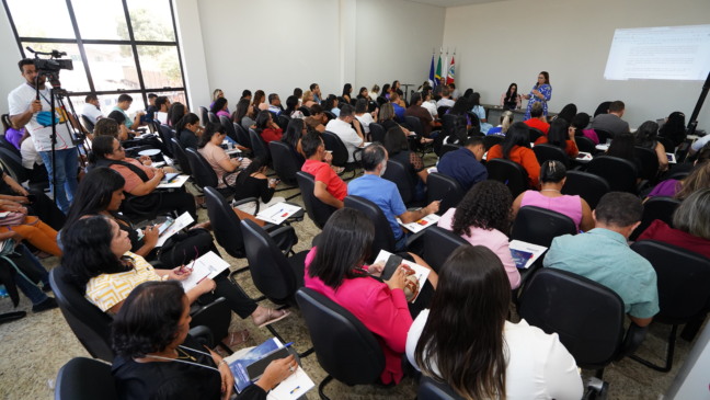 MP e 11 municípios firmam pacto histórico para fortalecer a educação básica