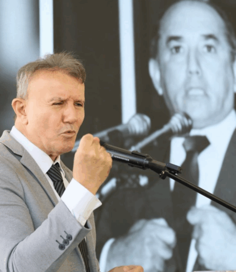 97 anos: Missa no Palacinho reúne políticos, familiares e amigos de Siqueira; Eduardo homenageia: “Obrigado, pai, pelo exemplo e pelo legado”