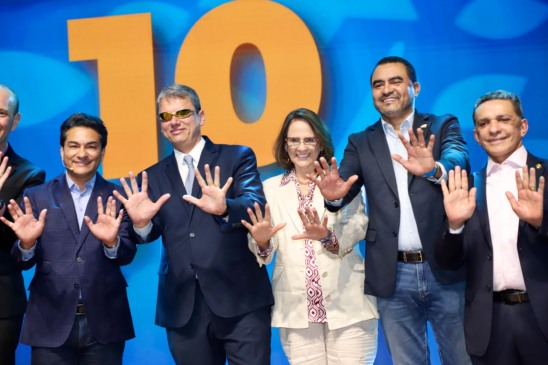 Governador de SP, Tarcísio rende elogios e homenageia Wanderlei em seu discurso no evento do Republicanos: “está fazendo a diferença”