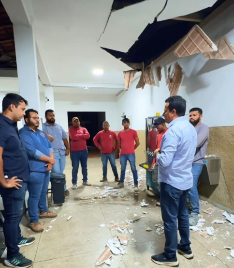 Secretário acompanha pessoalmente situação em Colinas: “Anoitecemos com um problema de estrutura e amanhecemos com uma possível solução”