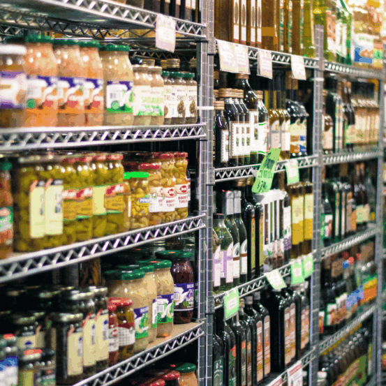 Quebrou, pagou? O que diz a lei sobre danos causados por clientes em estabelecimentos comerciais 