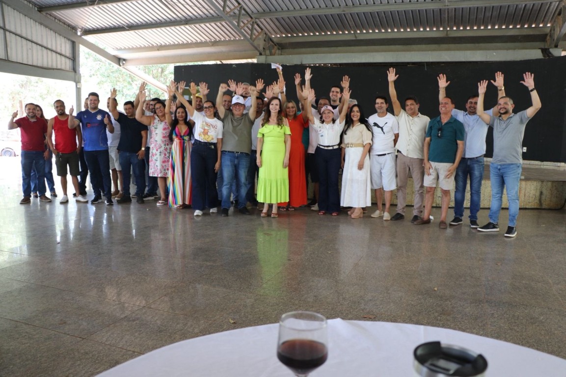 Jair Farias mostra força política e recebe Dorinha, Gaguim e Eduardo Siqueira em almoço com lideranças na capital 