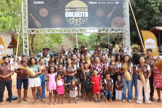 Comunidade do Mumbuca comemora mais uma edição da Festa da Colheita do Capim Dourado - Foto: Mazim Aguiar/Governo do Tocantins