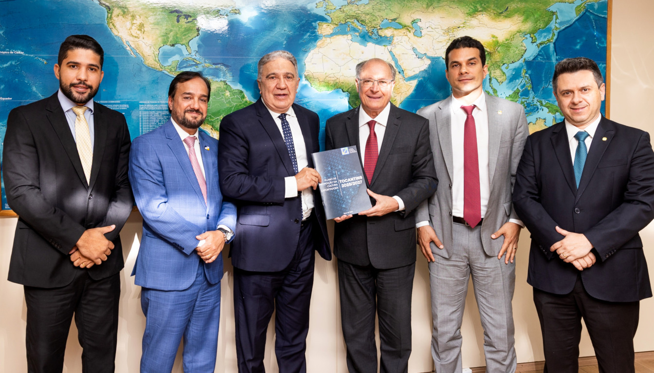 Governador Laurez Moreira agradeceu o apoio do vice-presidente Geraldo Alckmin na realização dos novos estudos geoeconômicos do país - Foto: Vinícius Santa Rosa/Governo do Tocantins Governador Laurez Moreira agradeceu o apoio do vice-presidente Geraldo Alckmin na realização dos novos estudos geoeconômicos do país - Foto: Vinícius Santa Rosa/Governo do Tocantins