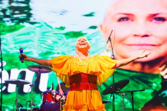 Fafá de Belém emociona público do 19º Festival Gastronômico de Taquaruçu