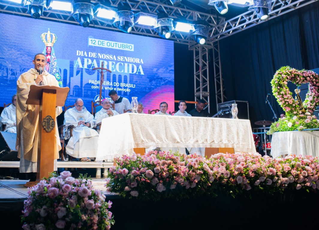 Haverá missa em todos os dias a partir das 19h30 - Foto: Kadu Souza Haverá missa em todos os dias a partir das 19h30 - Foto: Kadu Souza